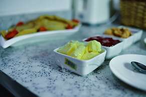 Ringruby Hotel, Oduduwa Way