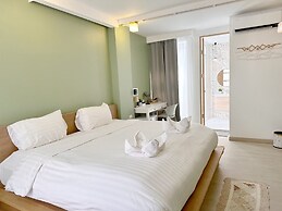 Sherva101 Home and Hostel