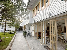 Sherva101 Home and Hostel