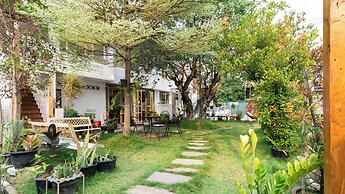 Sherva101 Home and Hostel