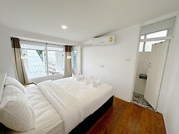 Sherva101 Home and Hostel