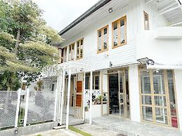 Sherva101 Home and Hostel