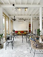 Sherva101 Home and Hostel