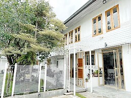 Sherva101 Home and Hostel