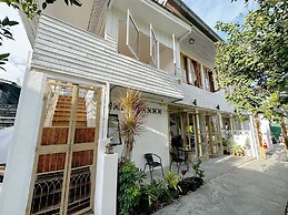 Sherva101 Home and Hostel