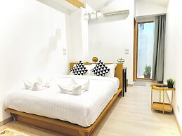 Sherva101 Home and Hostel