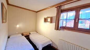 Cozy Mountain Stay for 4 Guests