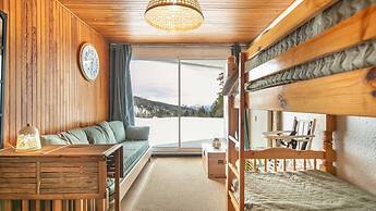 Peaceful Stay With Mountain View