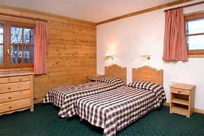 Spacious Alpine Apartment