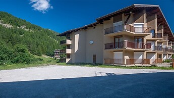 Studio in France With Mountain Views