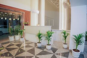 Hotel Green One Earth