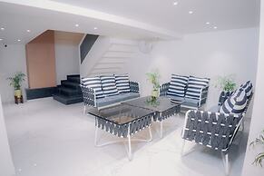 Hotel Green One Earth