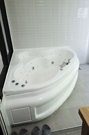 Gapyeong Pool Villa Olive kids