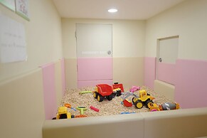 Gapyeong Pool Villa Olive kids