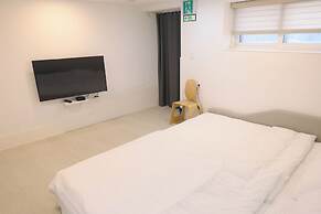 Gapyeong Pool Villa Olive kids