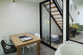 Gapyeong Pool Villa Olive kids