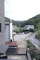 Gapyeong Pool Villa Olive kids