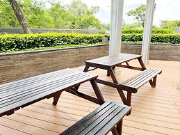 OneHOME Gold Coast PIK SeaView Apartment