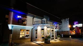 Falko Hotel
