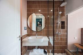 Luna Sol - Sunset & Firework Signature