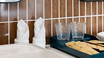 Luna Sol - Sunset & Firework Signature