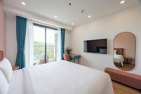 Luna Sol - Sunset & Firework Signature