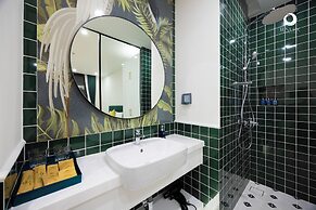 Luna Sol - Sunset & Firework Signature