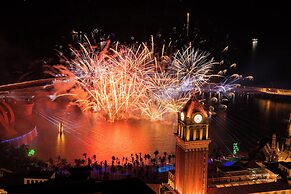 Luna Sol - Sunset & Firework Signature