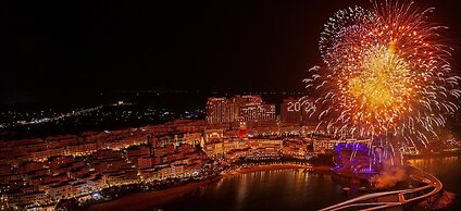 Luna Sol - Sunset & Firework Signature