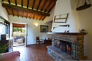 Podere Baiocco Sleeps 22 People 2 Private Pools Walking Distance to To