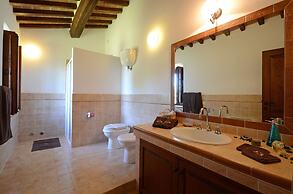 Podere Baiocco Sleeps 22 People 2 Private Pools Walking Distance to To
