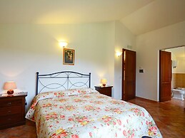Podere Baiocco Sleeps 22 People 2 Private Pools Walking Distance to To