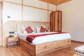 Cottage Woodland Retreat