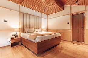 Cottage Woodland Retreat