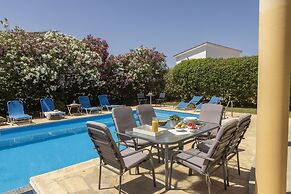 Villa Tsikkos Pende in Argaka