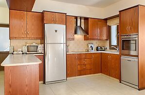 Villa Tsikkos Pende in Argaka