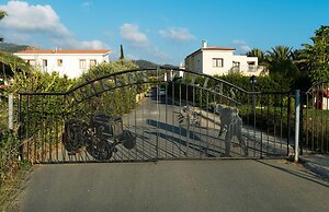 Villa Tsikkos Pende in Argaka