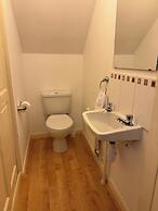 Coventry - 3 Beds - Pet Friendly - Free Parking