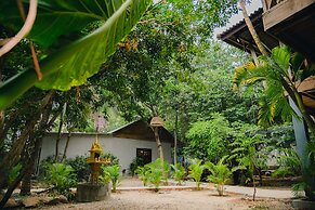 Banyan Tree Hostel