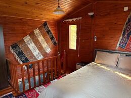 Jippe İda Dağ Evleri