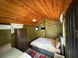 Jippe İda Dağ Evleri