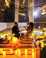 Skyhut Boutique House