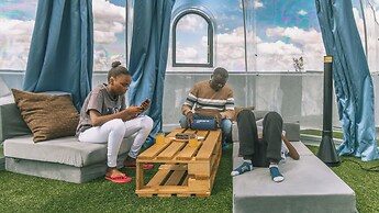 Skyhut Boutique House