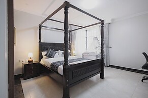 Skyhut Boutique House