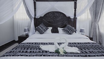 Skyhut Boutique House