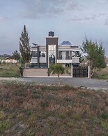 Skyhut Boutique House