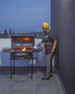 Skyhut Boutique House