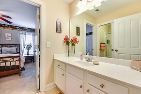 3 Mi to Carowinds: Retreat w/ On-site Fishing