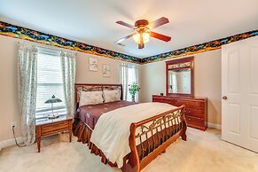 3 Mi to Carowinds: Retreat w/ On-site Fishing