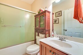 3 Mi to Carowinds: Retreat w/ On-site Fishing